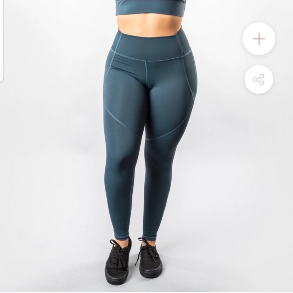 Buffbunny Cheeky leggings size M